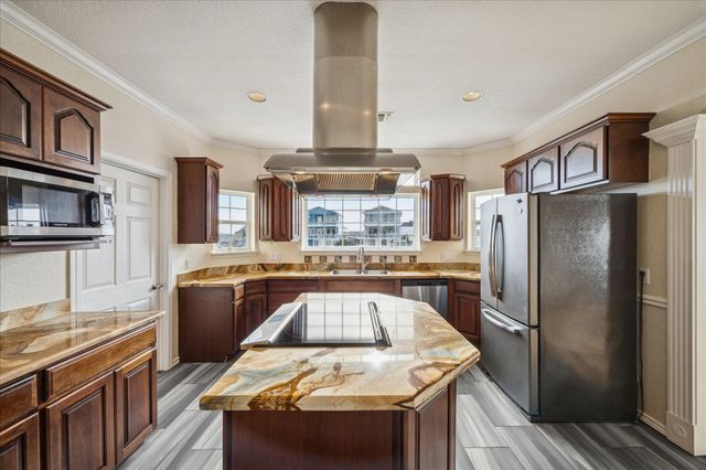 22621 Bay Point Drive, Galveston, TX 77554