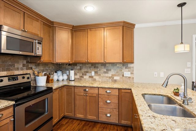 126 KENWOOD AVE, Boerne, TX 78006