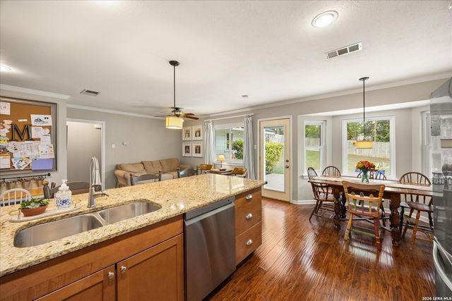126 KENWOOD AVE, Boerne, TX 78006