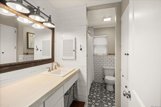 126 KENWOOD AVE, Boerne, TX 78006