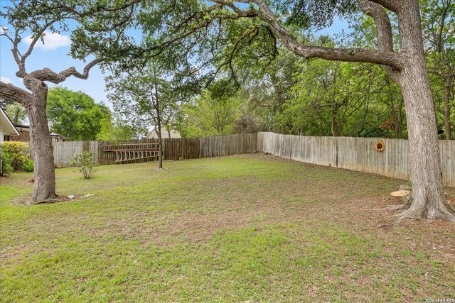 126 KENWOOD AVE, Boerne, TX 78006