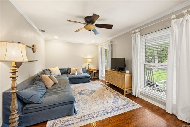 126 KENWOOD AVE, Boerne, TX 78006