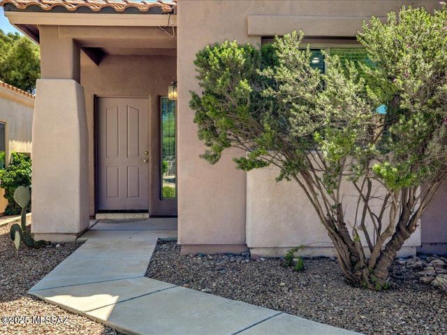 326 E Calle Nacrita, Green Valley, AZ 85614