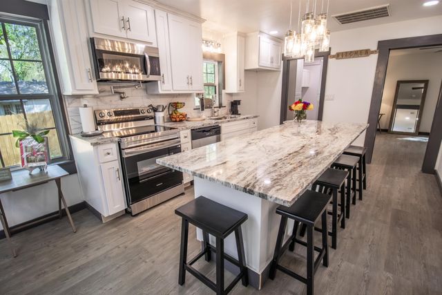 500 Powell Street, Waskom, TX 75692