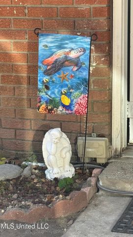 6528 Columbus Circle, Ocean Springs, MS 39564