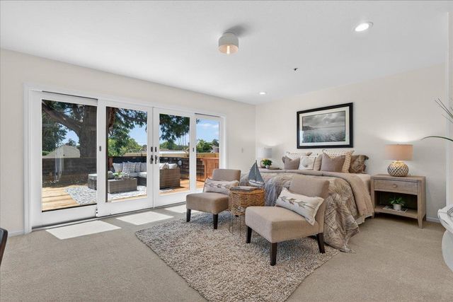 334 Pennsylvania Avenue, Santa Cruz, CA 95062