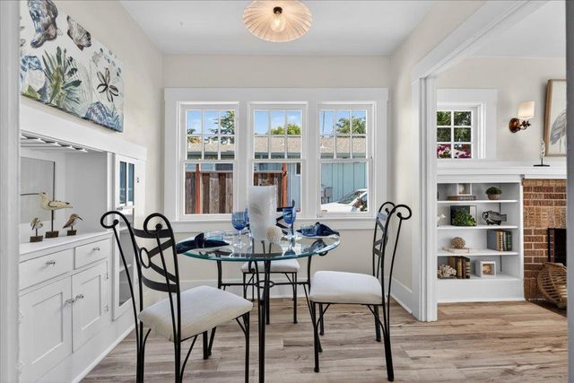 334 Pennsylvania Avenue, Santa Cruz, CA 95062