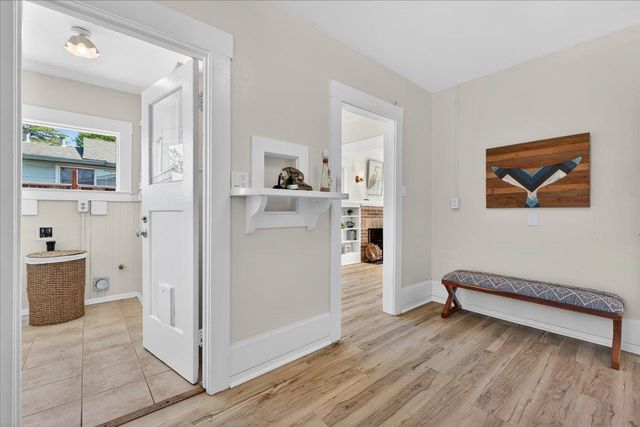 334 Pennsylvania Avenue, Santa Cruz, CA 95062