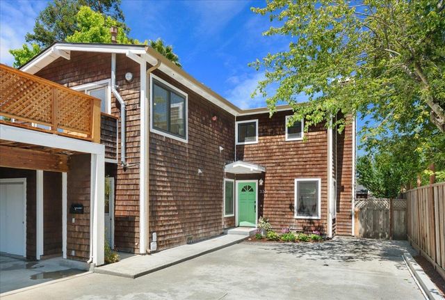 334 Pennsylvania Avenue, Santa Cruz, CA 95062