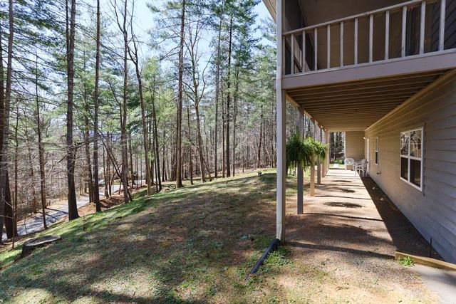 5302 Summerwood Lane, Young Harris, GA 30582