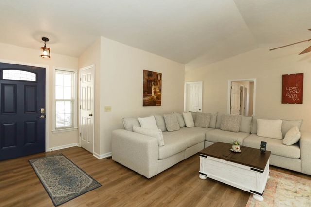 5302 Summerwood Lane, Young Harris, GA 30582