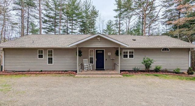 5302 Summerwood Lane, Young Harris, GA 30582