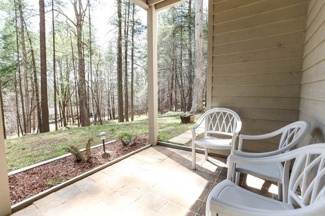 5302 Summerwood Lane, Young Harris, GA 30582