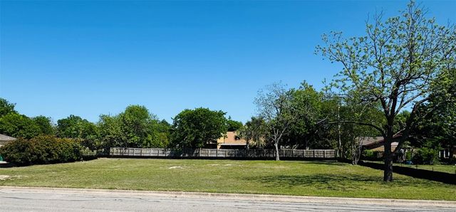 305 S 9th ST, Pflugerville, TX 78660