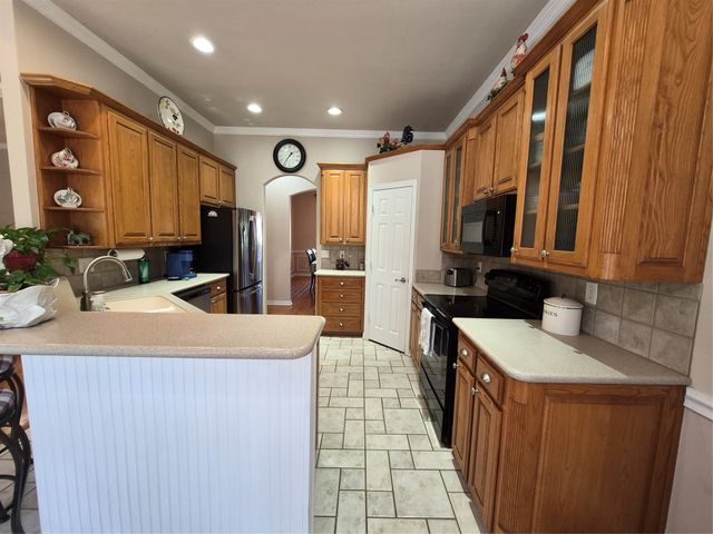 1176 Country Bend Drive, Post Oak Bend, TX 75142