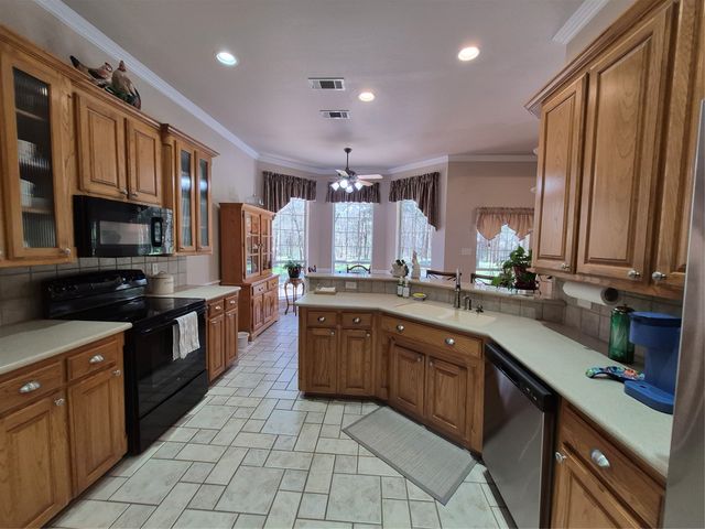 1176 Country Bend Drive, Post Oak Bend, TX 75142