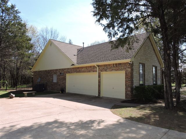 1176 Country Bend Drive, Post Oak Bend, TX 75142