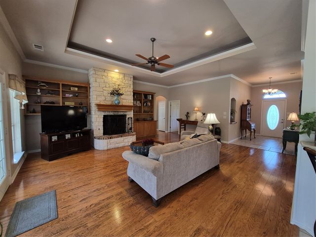 1176 Country Bend Drive, Post Oak Bend, TX 75142
