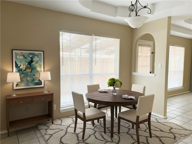 811 S Diplomat Drive, Pharr, TX 78577