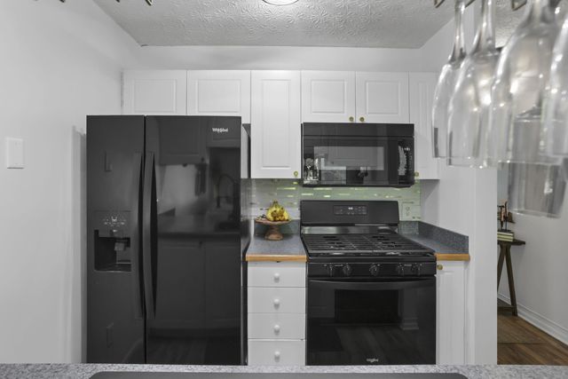 4696 Shalers Drive, 52B, Columbus, OH 43228