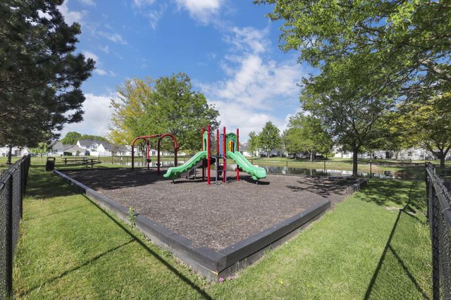4696 Shalers Drive, 52B, Columbus, OH 43228