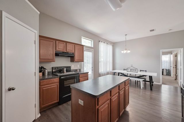 508 Ammonite Court, Arlington, TX 76002