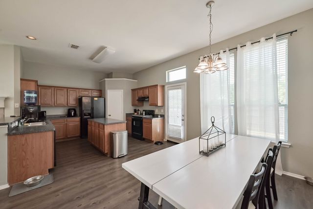 508 Ammonite Court, Arlington, TX 76002