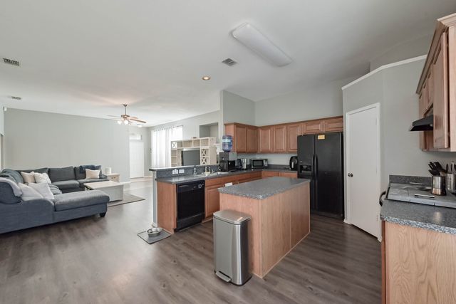 508 Ammonite Court, Arlington, TX 76002