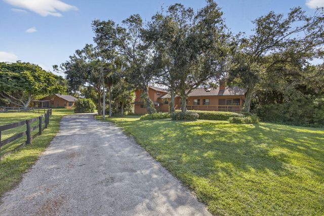 852 Cindy Drive, Wellington, FL 33414