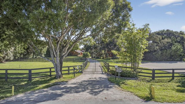 852 Cindy Drive, Wellington, FL 33414