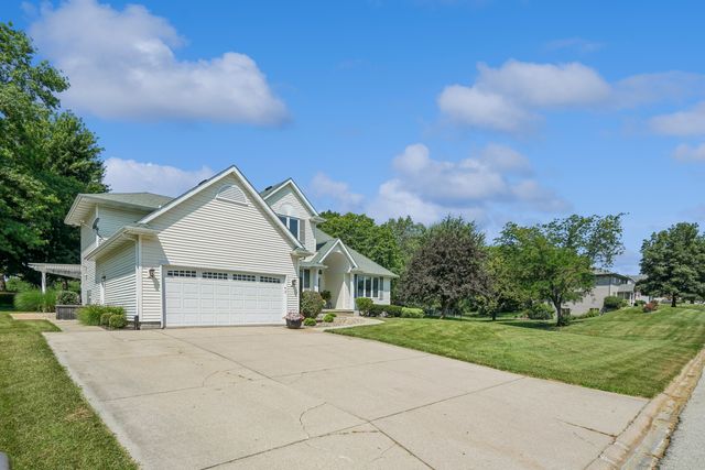 39 White Pine Road, Geneseo, IL 61254