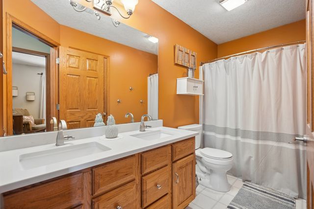39 White Pine Road, Geneseo, IL 61254