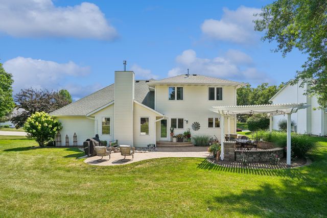 39 White Pine Road, Geneseo, IL 61254