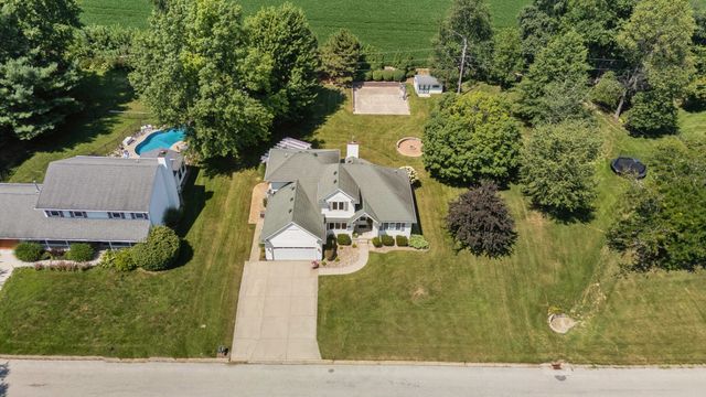 39 White Pine Road, Geneseo, IL 61254