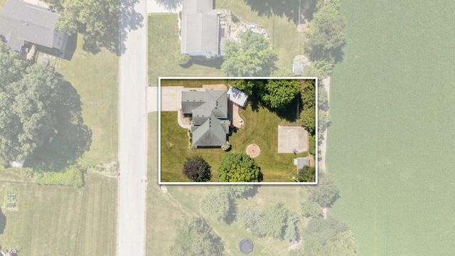 39 White Pine Road, Geneseo, IL 61254