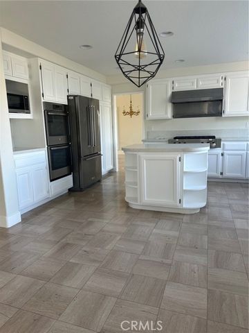 28451 Fieldbrook, Mission Viejo, CA 92692