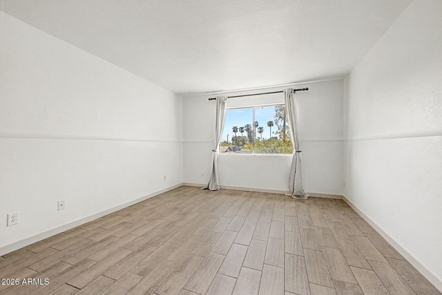2202 W GLENROSA Avenue 9, Phoenix, AZ 85015