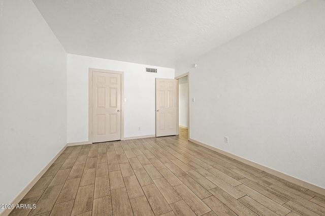 2202 W GLENROSA Avenue 9, Phoenix, AZ 85015