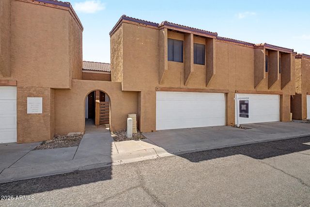2202 W GLENROSA Avenue 9, Phoenix, AZ 85015