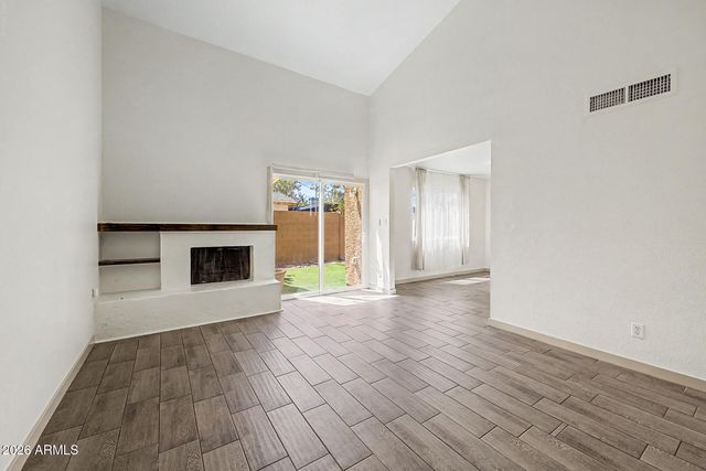 2202 W GLENROSA Avenue 9, Phoenix, AZ 85015