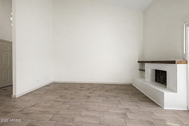 2202 W GLENROSA Avenue 9, Phoenix, AZ 85015