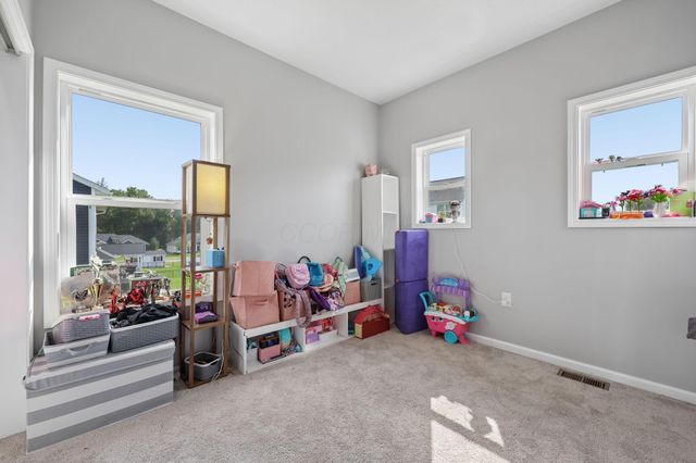 2145 Morgan Run, Newark, OH 43055