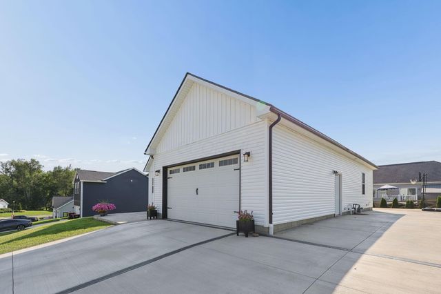 2145 Morgan Run, Newark, OH 43055