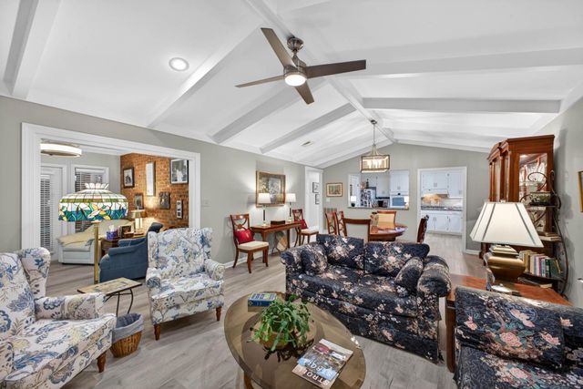 618 Clarendon Place, Aiken, SC 29801