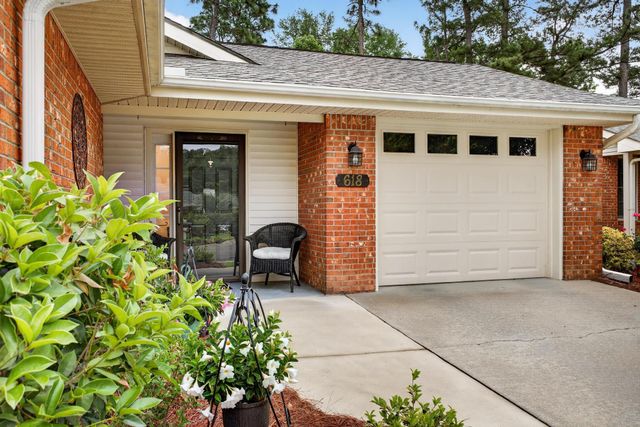 618 Clarendon Place, Aiken, SC 29801