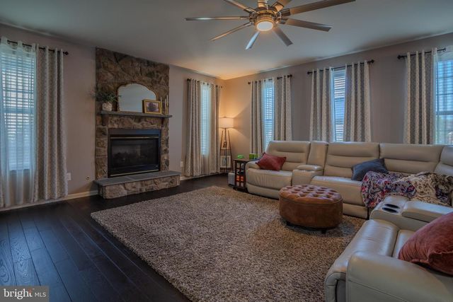 95 VANE DR, Martinsburg, WV 25403