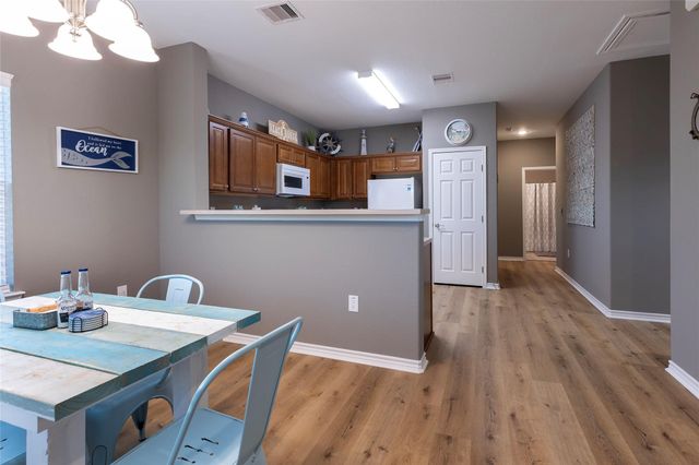 1126 3 Ks, San Leon, TX 77539