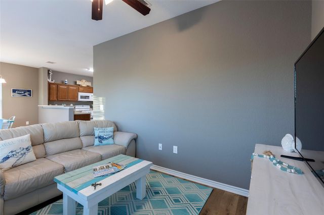 1126 3 Ks, San Leon, TX 77539