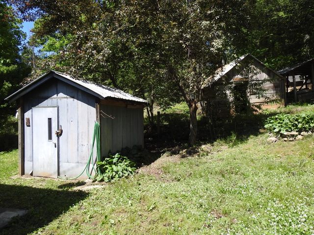 9503 Tails Creek Road, Ellijay, GA 30540