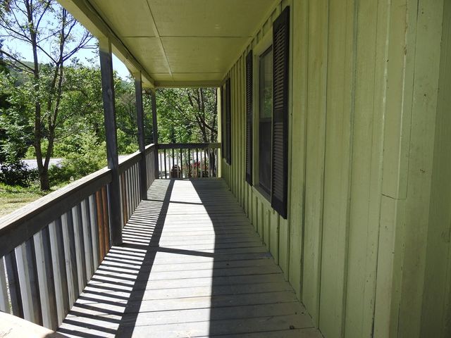 9503 Tails Creek Road, Ellijay, GA 30540